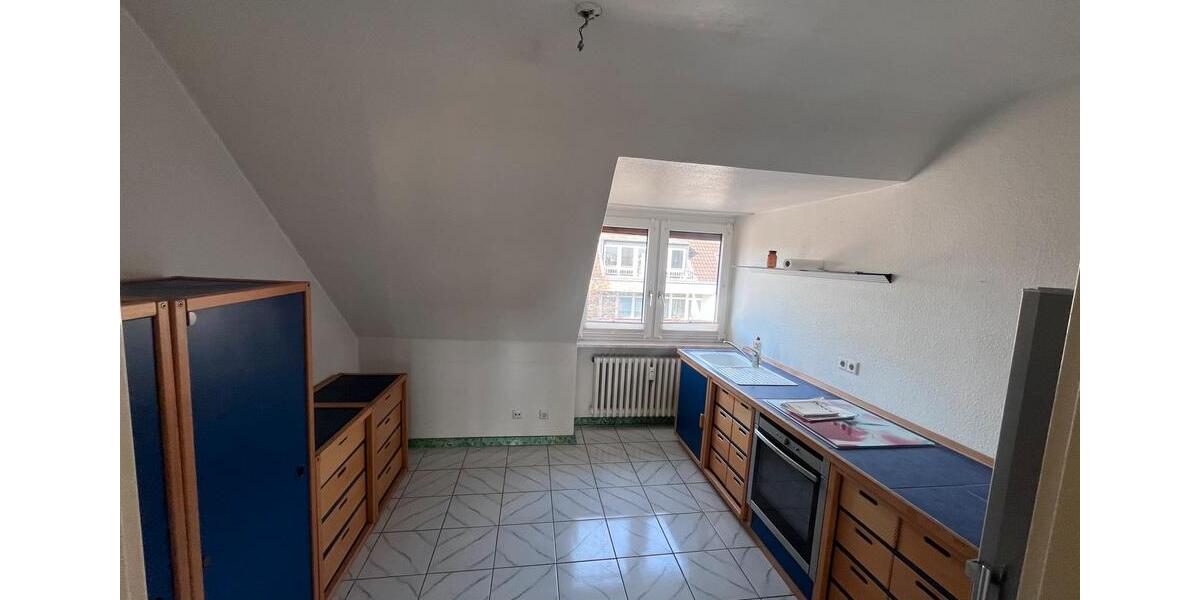 Dachgeschoßwohnung Düsseldorf Stadtbezirk 9 - 2 Zimmer, 54 m&sup2;, 1.050&euro; | Angebot:25714491