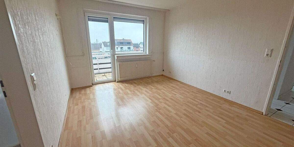 Etagenwohnung Duisburg Hochheide - 2 Zimmer, 71 m&sup2;, 129.000&euro; | Angebot:25684453