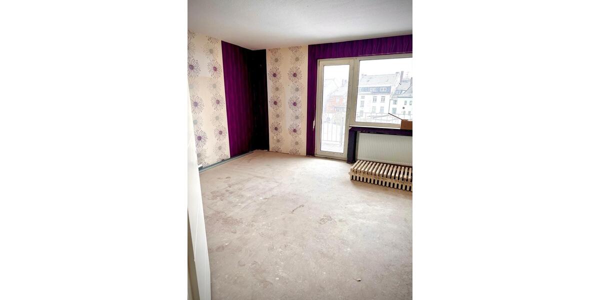 Etagenwohnung Duisburg Rheinhausen - 3 Zimmer, 130 m&sup2;, 900&euro; | Angebot:25131168