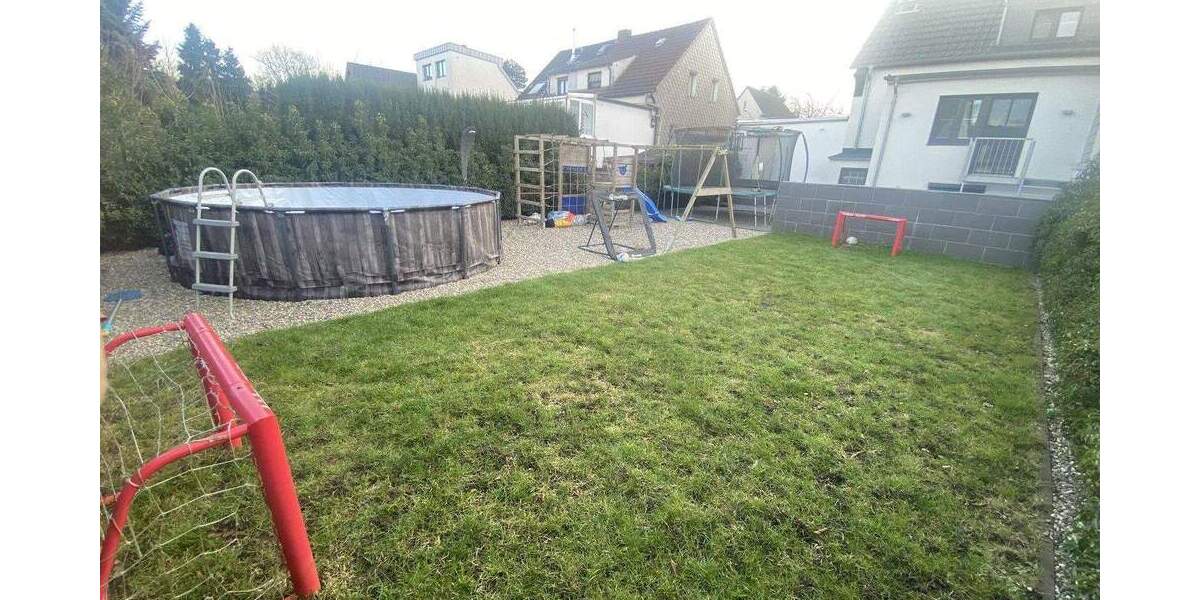 Doppelhaushälfte Duisburg Huckingen - 7 Zimmer, 120 m&sup2;, 599.000&euro; | Angebot:25755924