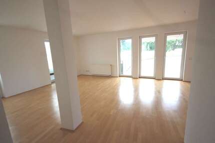 Wohnung Düsseldorf Kaiserswerth - 3 Zimmer, 104 m&sup2;, 1.355&euro; | Angebot:26679186