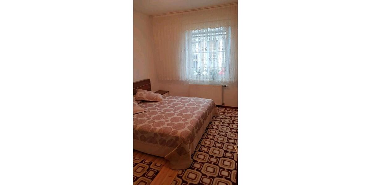 Erdgeschoßwohnung Krefeld Dießem - 2 Zimmer, 70 m&sup2;, 1.500&euro; | Angebot:26212382