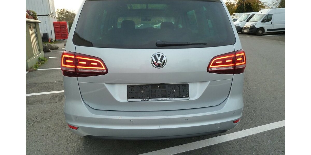 VW Sharan 2.0 TDI DSG Panorama Navi Leder 7 Sitze + 175.000 km 17.900 &euro; Ratingen 40885