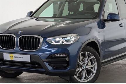 BMW X3 90.290 km 27.860 &euro; Düsseldorf 40599