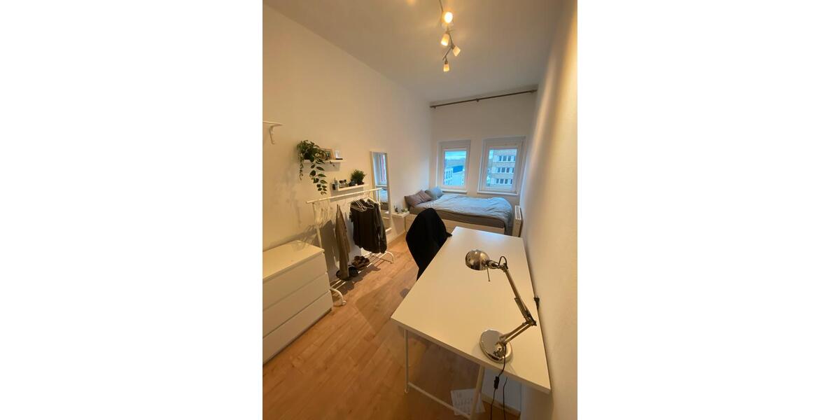 Etagenwohnung Düsseldorf Oberbilk - 1 Zimmer, 13 m&sup2;, 625&euro; | Angebot:24830797