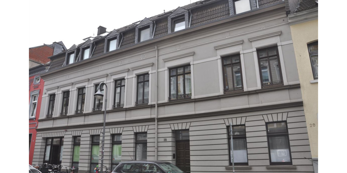 Etagenwohnung Neuss - 2 Zimmer, 66 m&sup2;, 215.000&euro; | Angebot:10774307