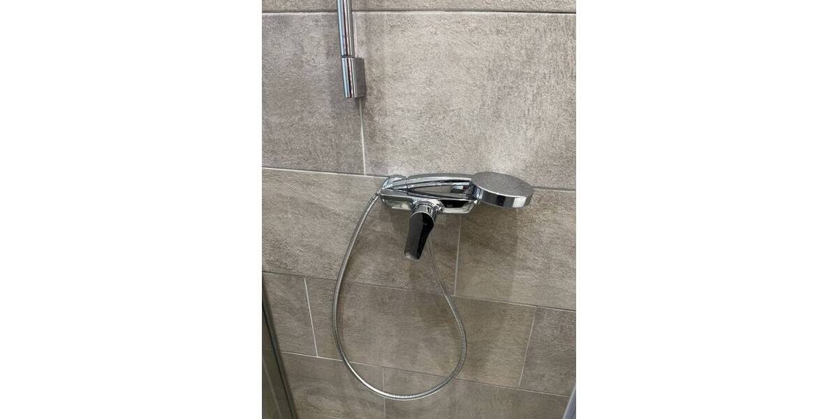 Etagenwohnung Düsseldorf Wersten - 4 Zimmer, 127 m&sup2;, 1.150&euro; | Angebot:26702845