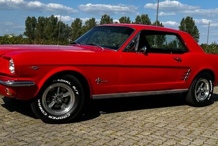 Ford Mustang 89.208 km 39.800 &euro; Krefeld 47807
