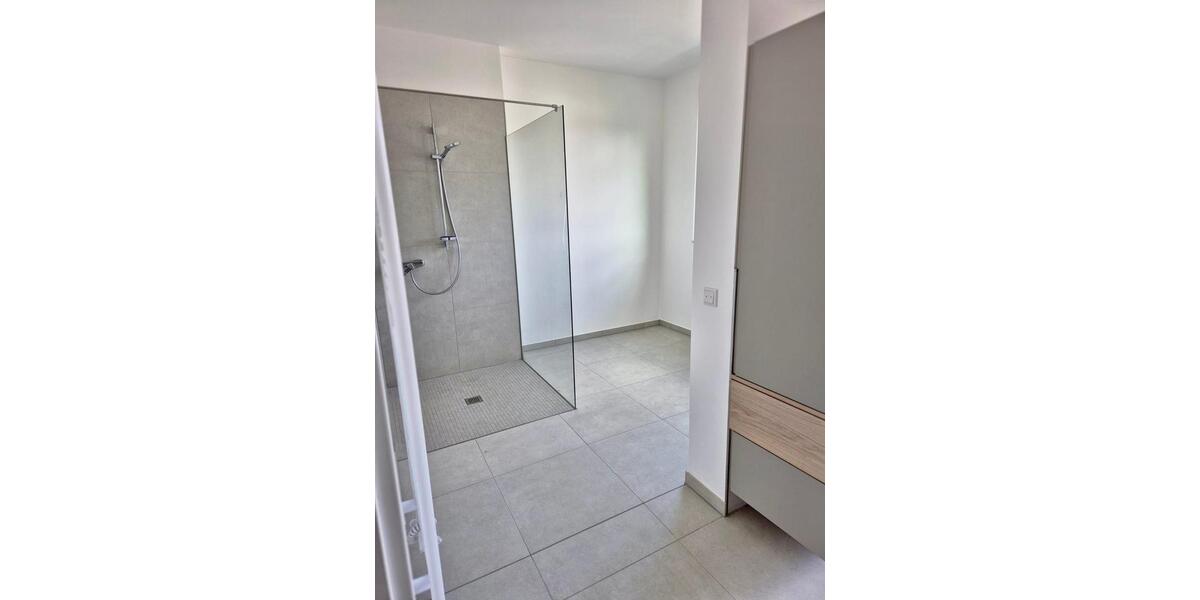 Einfamilienhaus Mönchengladbach Ost - 4 Zimmer, 192 m&sup2;, 3.450&euro; | Angebot:24859495