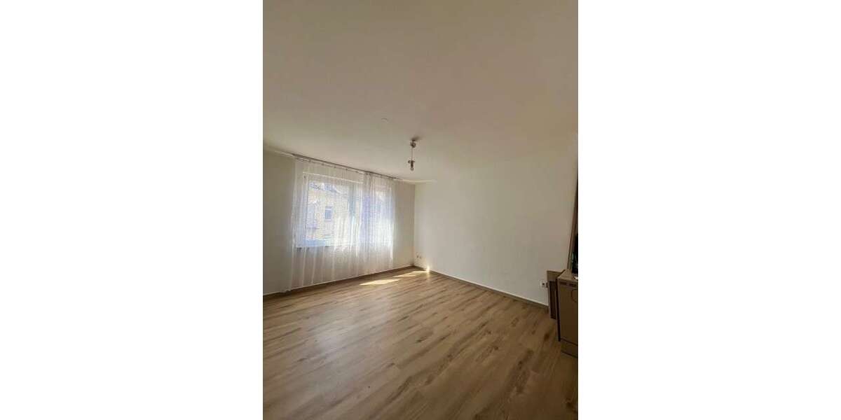 Etagenwohnung Krefeld Krefeld-Mitte - 1 Zimmer, 45 m&sup2;, 380&euro; | Angebot:27095734