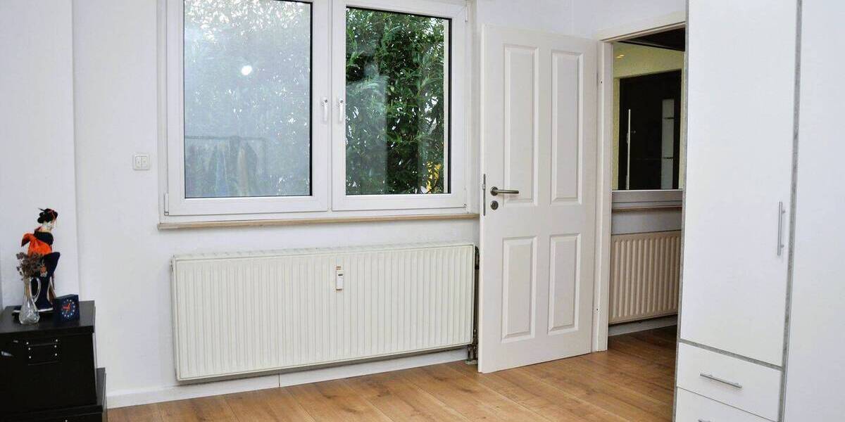 Etagenwohnung Düsseldorf Gerresheim - 2 Zimmer, 47 m&sup2;, 198.000&euro; | Angebot:26108317