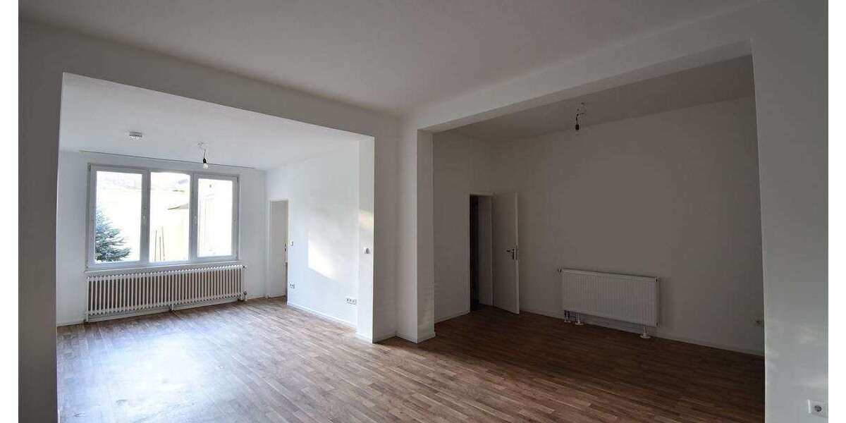 Etagenwohnung Krefeld Krefeld-Mitte - 2 Zimmer, 84 m&sup2;, 850&euro; | Angebot:25976697