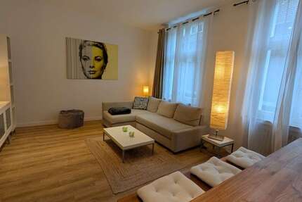 Zimmer Düsseldorf / Altstadt Altstadt - 2 Zimmer, 1.480&euro; | Angebot:25590387