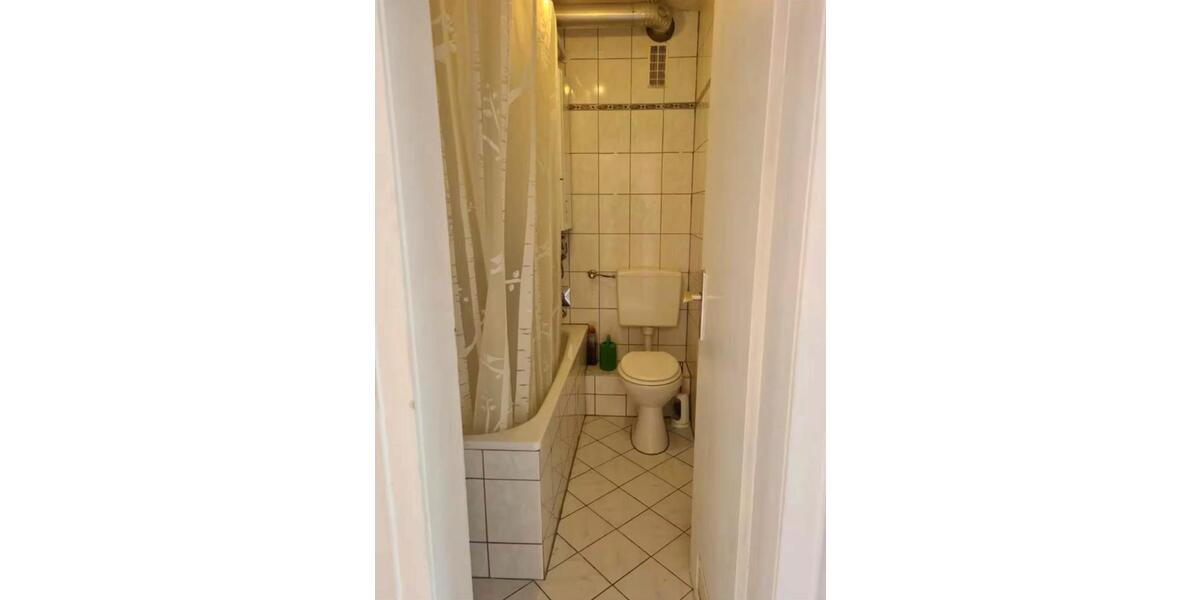 Etagenwohnung Duisburg - 2 Zimmer, 50 m&sup2;, 850&euro; | Angebot:26035002