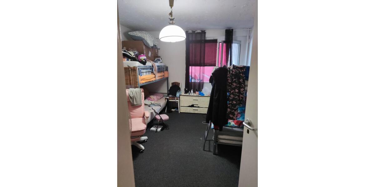 Etagenwohnung Duisburg Essenberg - 3 Zimmer, 84 m&sup2;, 65.000&euro; | Angebot:27630516