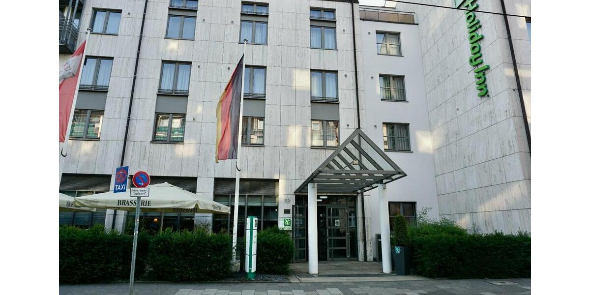 Erdgeschoßwohnung Düsseldorf Stadtbezirk 3 - 1 Zimmer, 24 m&sup2;, 1.100&euro; | Angebot:25616644