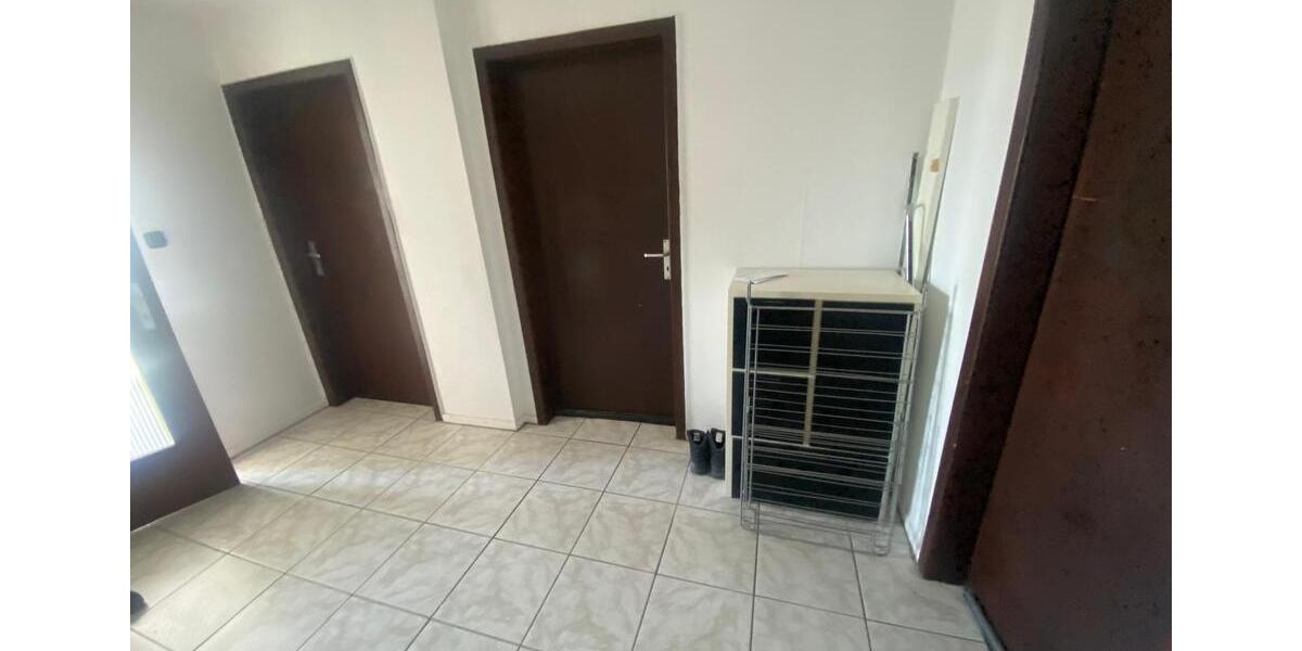 Dachgeschoßwohnung Düsseldorf Oberbilk - 2.5 Zimmer, 62 m&sup2;, 900&euro; | Angebot:26453816