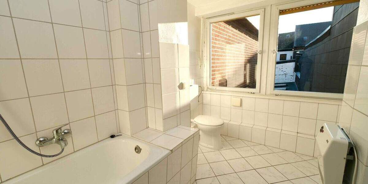 Reihenmittelhaus Viersen Dülken - 7 Zimmer, 205 m&sup2;, 249.000&euro; | Angebot:25744121