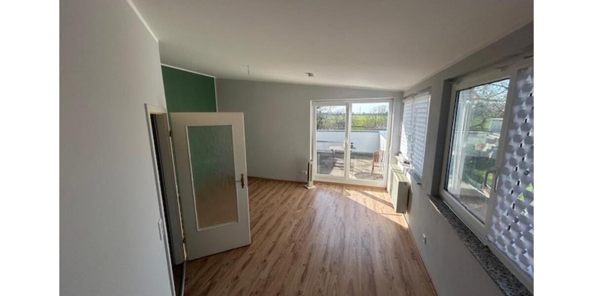 Etagenwohnung Viersen Hülsdonk - 3 Zimmer, 120 m&sup2;, 990&euro; | Angebot:25433318