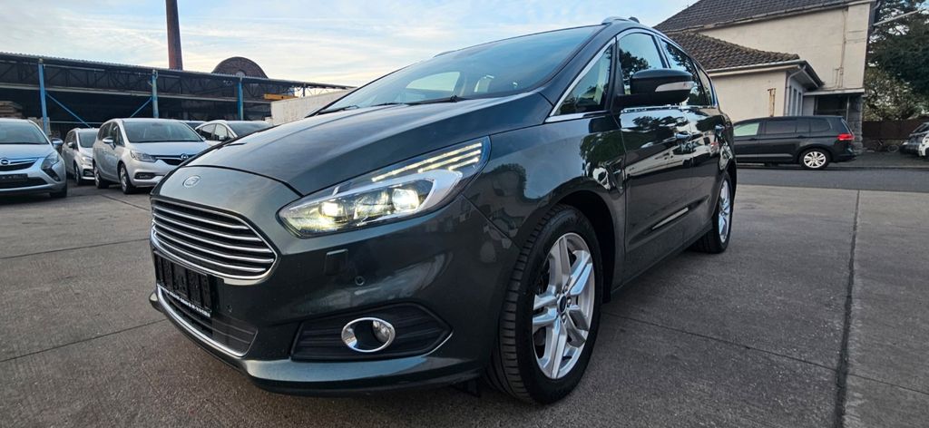 Ford S-Max 91.500 km 18.900 &euro; Neuss 41460