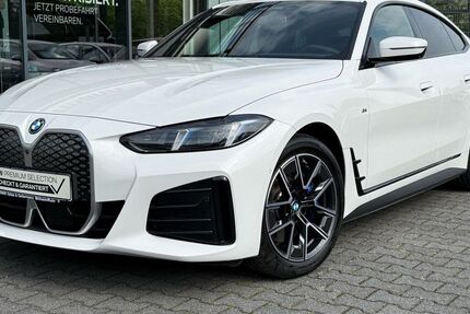 BMW i4 20.791 km 51.650 &euro; Mülheim 45472