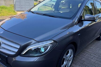 Mercedes-Benz B 200 77.954 km 12.690 &euro; Mönchengladbach 41199