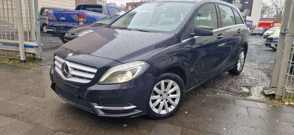 Mercedes-Benz B 180 99.000 km 9.990 &euro; Mönchengladbach 41061