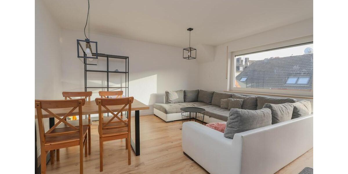 Dachgeschoßwohnung Mönchengladbach Nord - 3.5 Zimmer, 78 m&sup2;, 670&euro; | Angebot:25873462