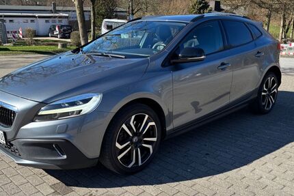 Volvo V40 Cross Country 188.246 km 13.699 &euro; Heiligenhaus 42579