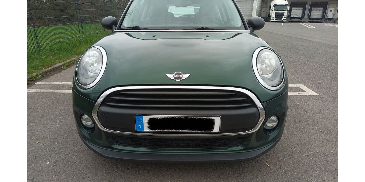 Mini One D 298.400 km 3.700 &euro; Düsseldorf Stockum 40474