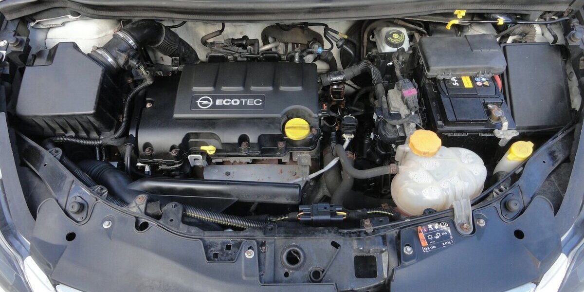 Opel Corsa Selection Klima Kette+TÜV neu S.heft 179.000 km 3.700 &euro; Neuss 41462