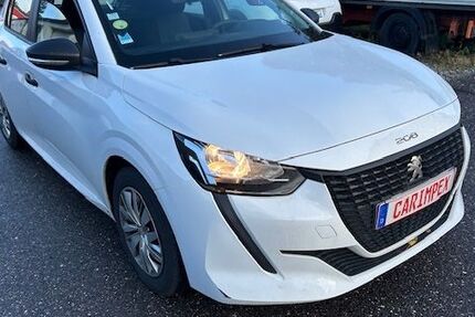 Peugeot 208 110.000 km 8.970 &euro; Mönchengladbach 41199