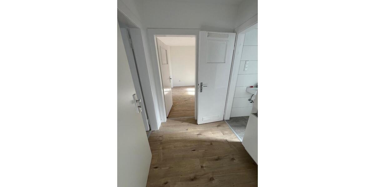 Etagenwohnung Krefeld - 2 Zimmer, 50 m&sup2;, 600&euro; | Angebot:25753608