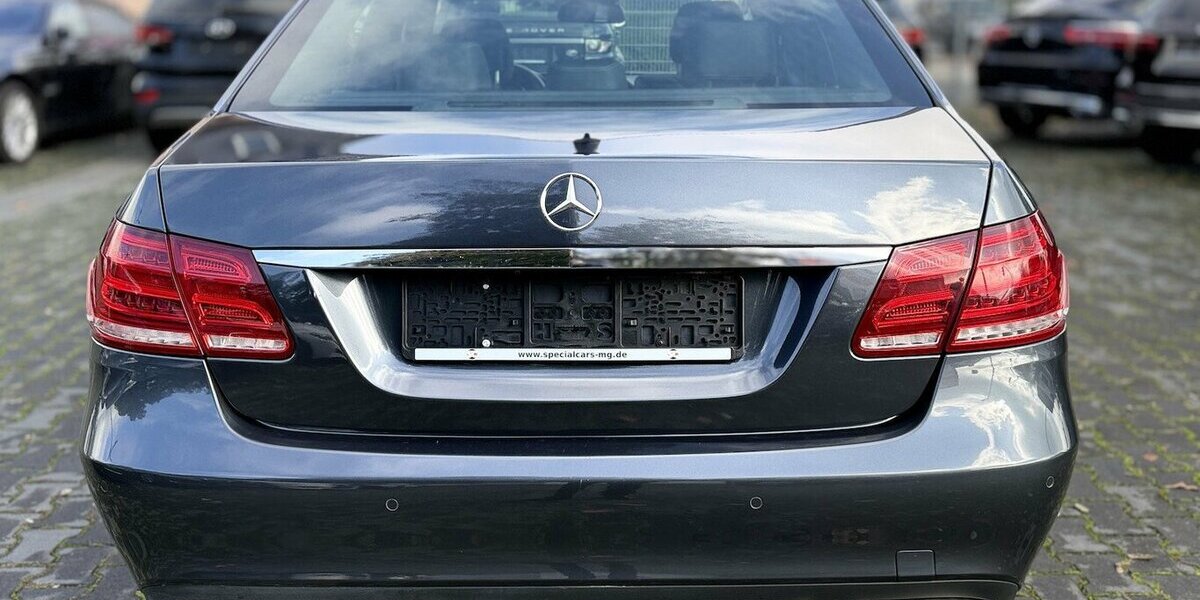 Mercedes-Benz E 350 d/ PANO / Kamera / Leder / Navi / EURO 6 100.000 km 22.290 &euro; Mönchengladbach 41066