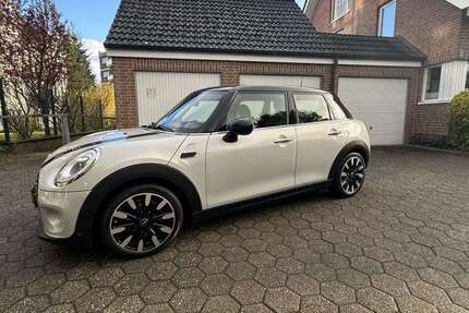 Mini Cooper 76.187 km 14.500 &euro; Düsseldorf 40625