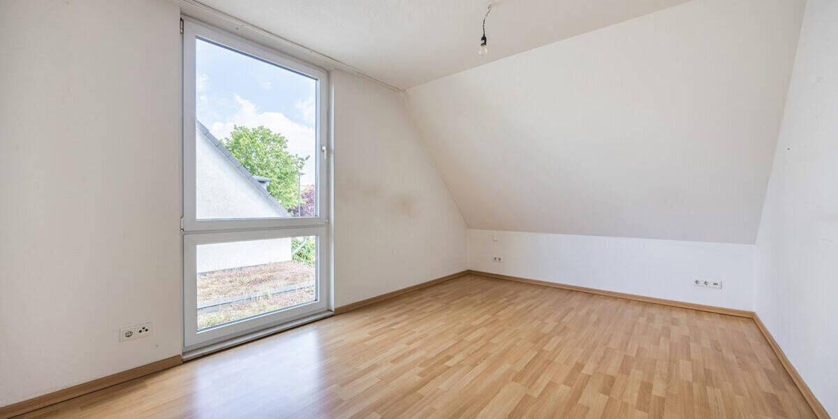 Doppelhaushälfte Düsseldorf Lichtenbroich - 4 Zimmer, 120 m&sup2;, 580.000&euro; | Angebot:26686530