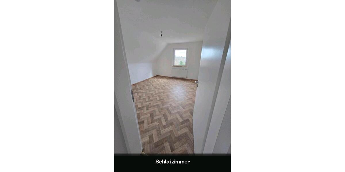 Dachgeschoßwohnung Velbert Velbert-Mitte - 3.5 Zimmer, 70 m&sup2;, 850&euro; | Angebot:26577484