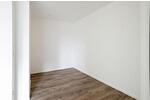 Etagenwohnung Langenfeld (Rheinland) - 2 Zimmer, 81 m&sup2;, 1.090&euro; | Angebot:26661746
