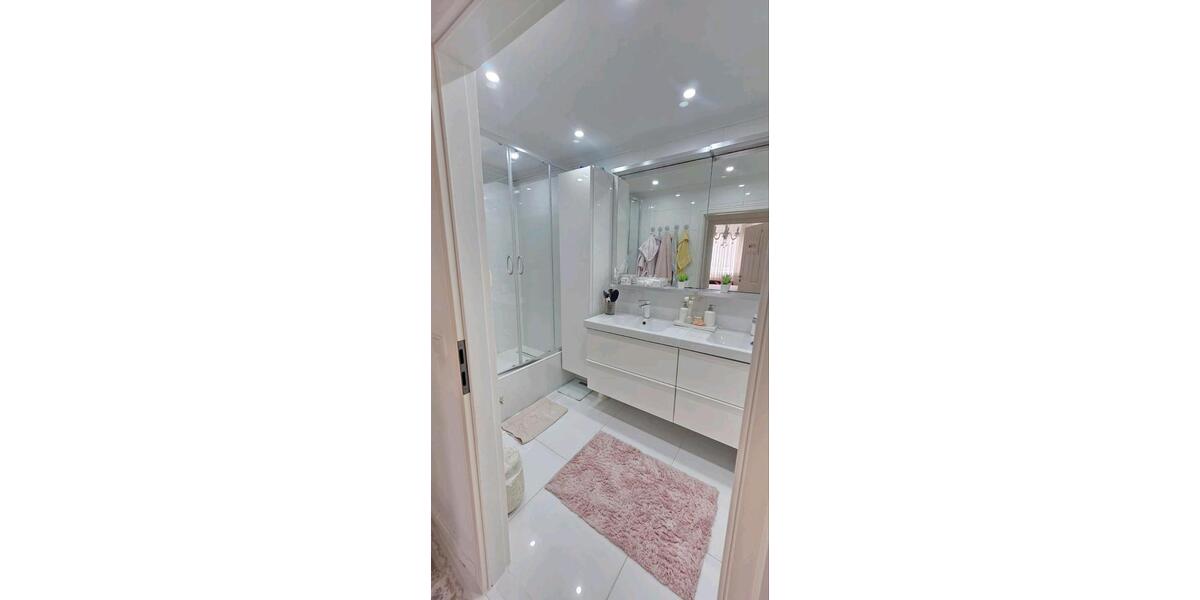 Etagenwohnung Dormagen Hackenbroich - 4 Zimmer, 93 m&sup2;, 275.000&euro; | Angebot:23917483