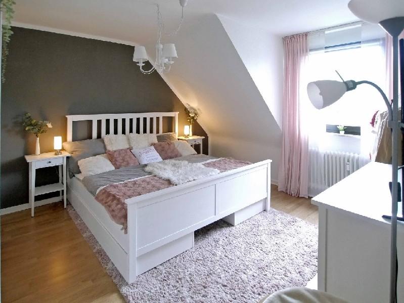 Dachgeschoßwohnung Oberhausen Biefang - 3.5 Zimmer, 70 m&sup2;, 530&euro; | Angebot:26556862