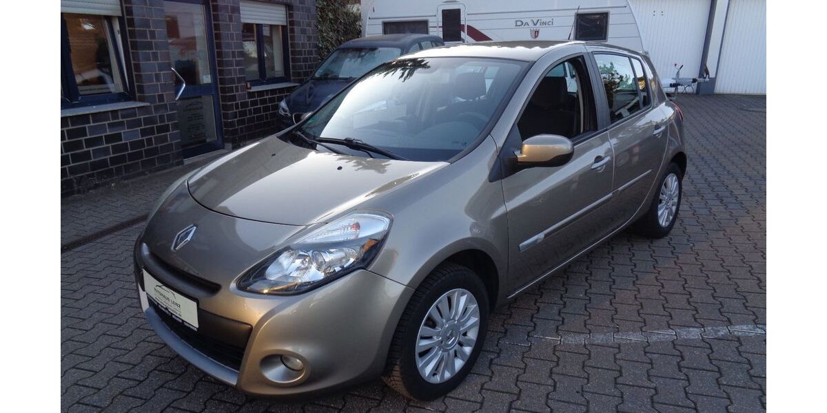 Renault Clio 127.000 km 4.350 &euro; Mülheim 45481