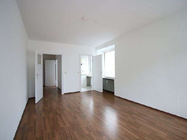 Etagenwohnung Krefeld - 2 Zimmer, 65 m&sup2;, 500&euro; | Angebot:25271529