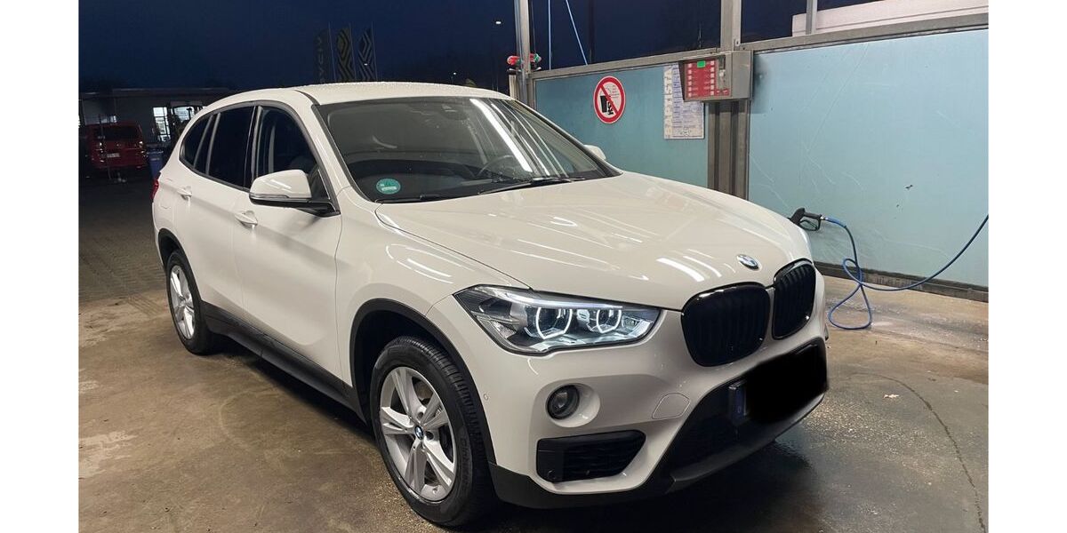 BMW X1 77.973 km 18.700 &euro; Kamp-Lintfort 47475