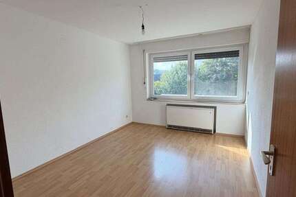 Wohnung Mülheim an der Ruhr Menden-Holthausen - 3 Zimmer, 84 m&sup2;, 640&euro; | Angebot:27666314