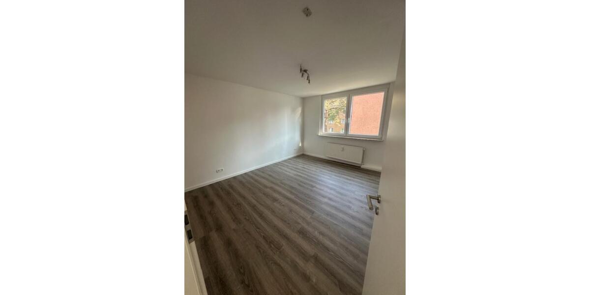 Etagenwohnung Mülheim an der Ruhr Rechtsruhr-Nord - 2 Zimmer, 70 m&sup2;, 580&euro; | Angebot:25370628