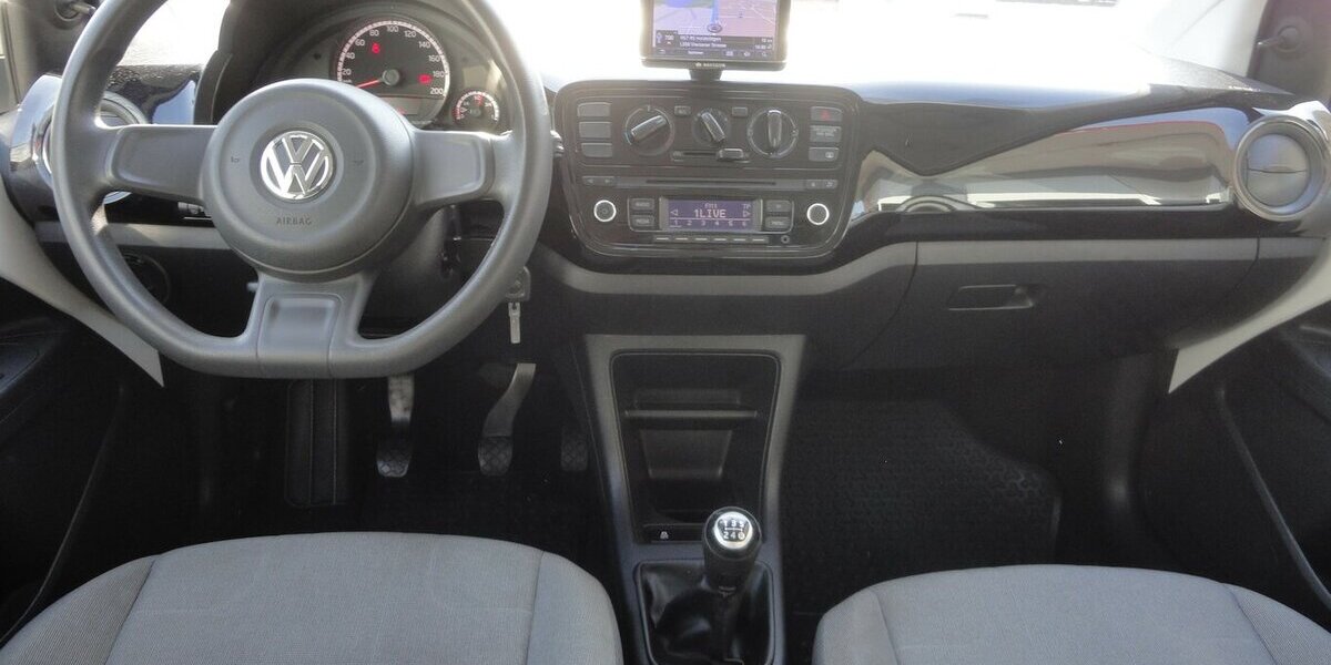 VW up! move Klima Navi PDC Alu Guter Zustand 168.000 km 3.999 &euro; Neuss 41462