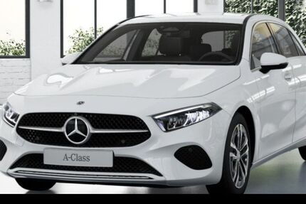 Mercedes-Benz A 180 9.900 km 35.990 &euro; Düsseldorf 40470