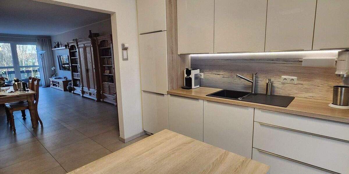 Etagenwohnung Mönchengladbach Rheydt - 3 Zimmer, 93 m&sup2;, 253.000&euro; | Angebot:25728346