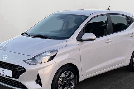 Hyundai i10 15.000 km 17.390 &euro; Düsseldorf 40233