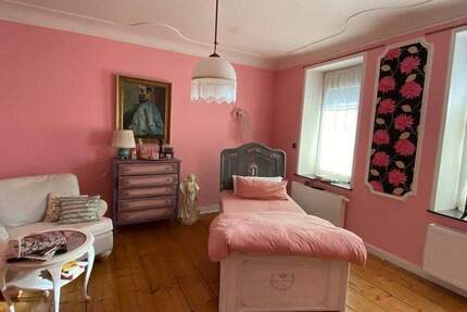 Haus Krefeld Hüls - 4 Zimmer, 95 m&sup2;, 420.000&euro; | Angebot:25774979